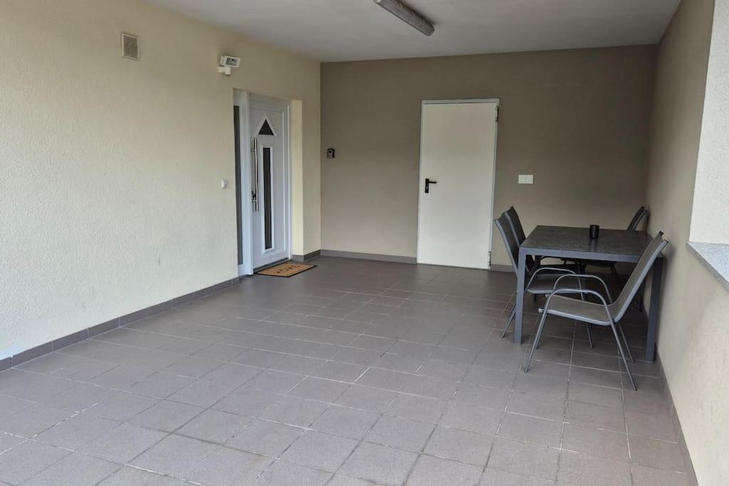 Ferienwohnung Au In Bitburg Zewnętrze zdjęcie